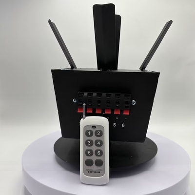 IP55 Rotating Fireworks Fountain Machine Wireless Sequential Remote Control 500m ระบบการยิงไฟฟ้า
