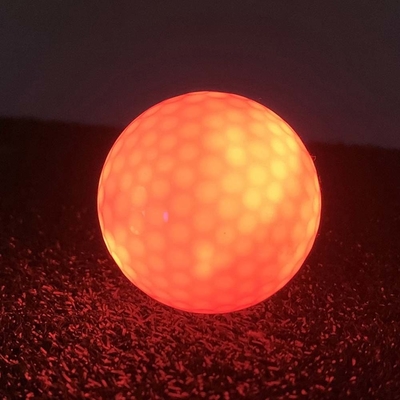 สปอร์ตธีมที่กําหนดเอง แสงสว่างในความมืด LED บอลกอล์ฟสําหรับผู้ชาย ผู้หญิง เด็ก